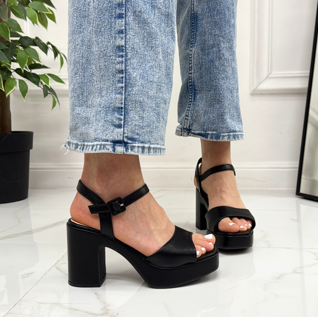 Nairi - Sandalo Donna Scarpa Tacco  Nero