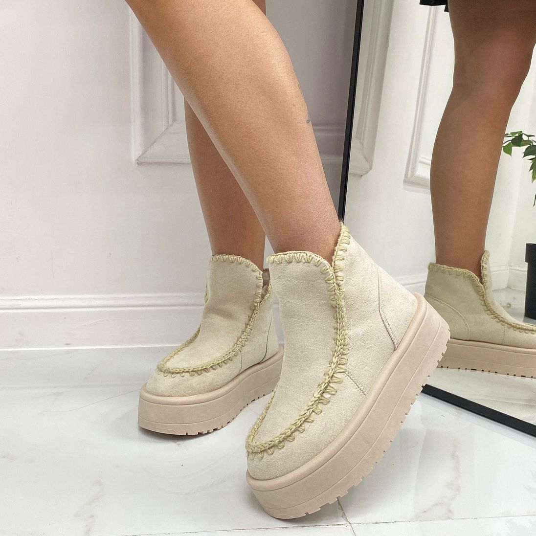 Ella - Stivaletto Eskimo Boots Gomma Alta Beige