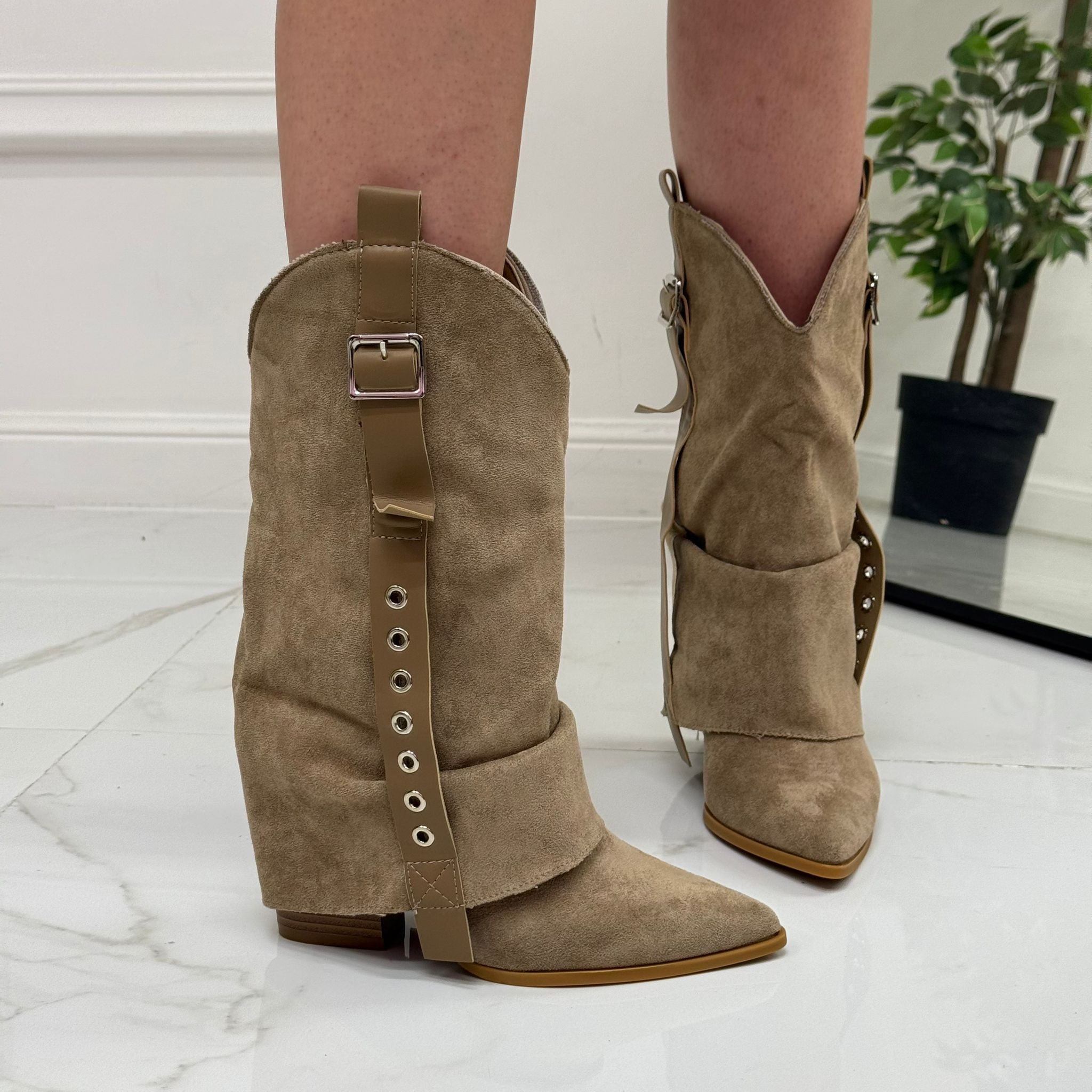 Tamara - Stivale Donna Texano Tacco Punta Casual Beige
