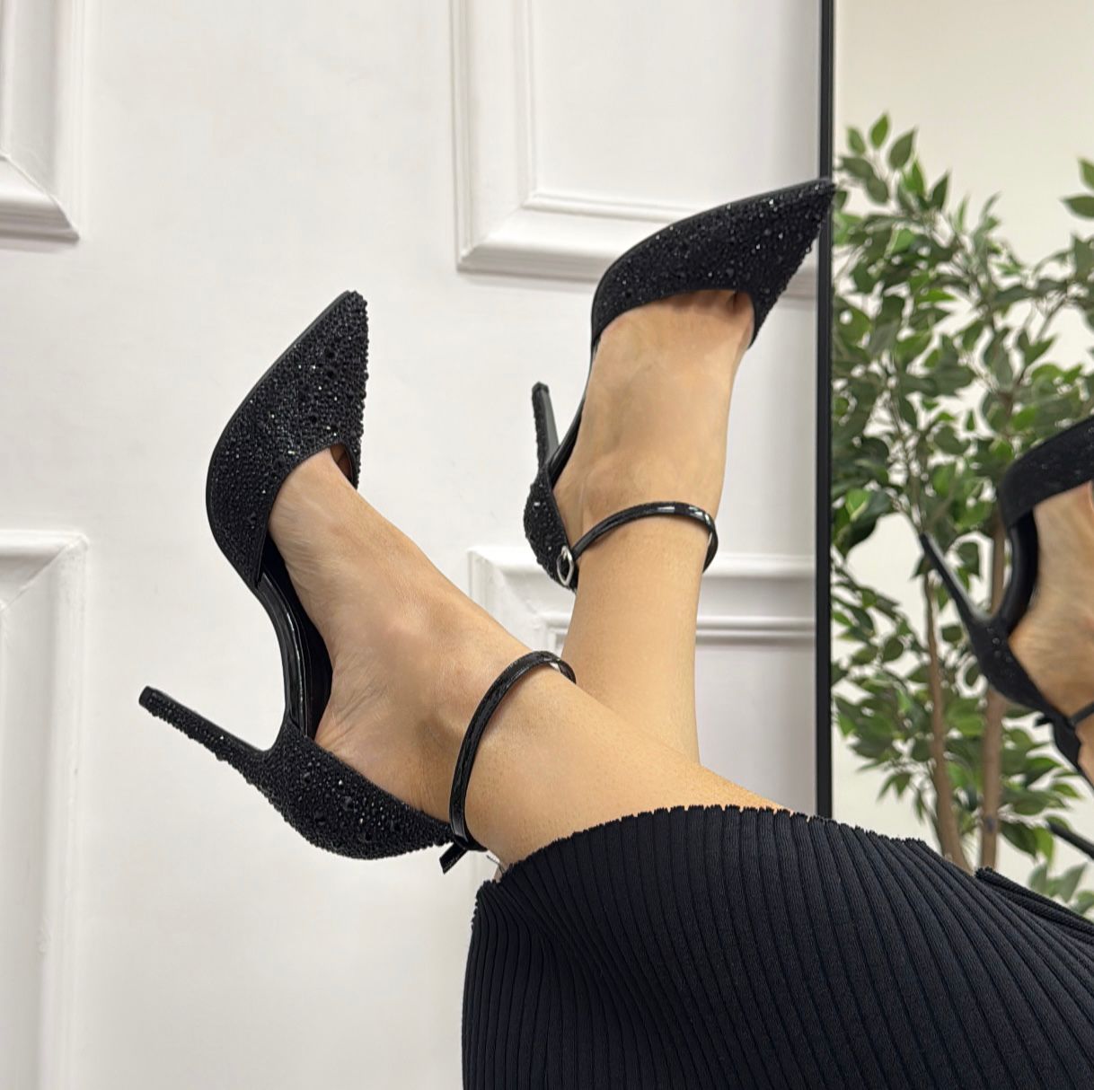 Isa - Décolleté Donna Tacco Spillo Punta Strass Nero