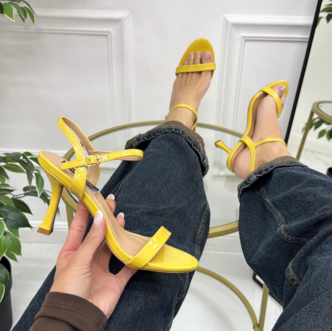 Ivy - Sandali Donna Vernice Punta Tonda Tacco Giallo