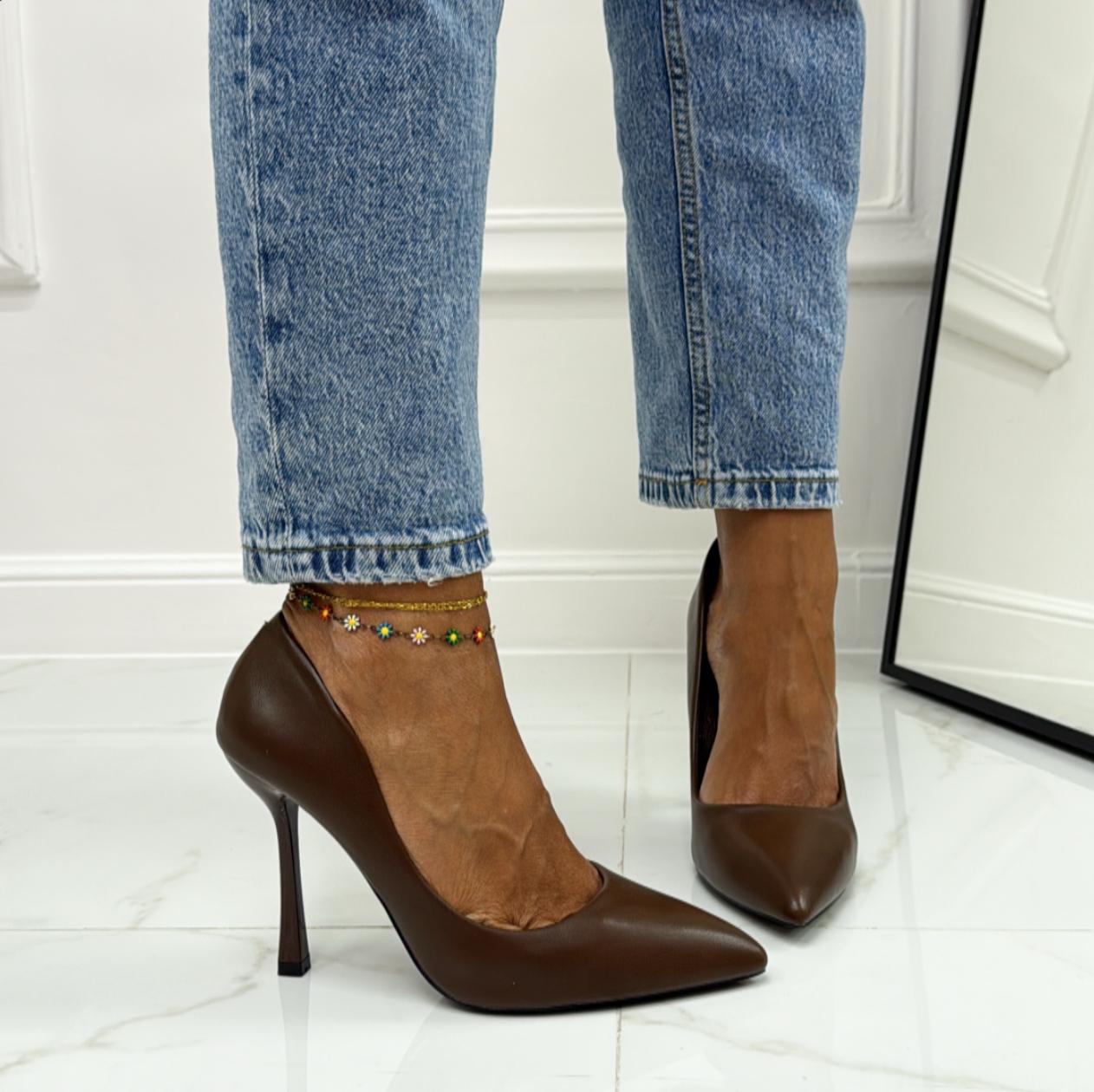 Melody - Décolleté Donna Tacco Spillo Punta Strass Marrone