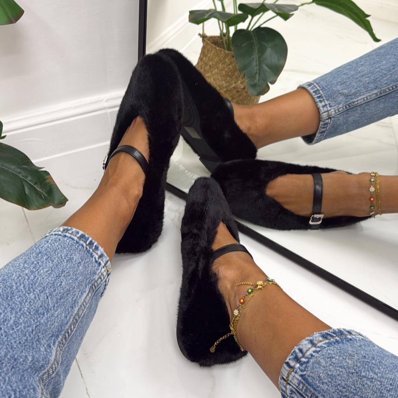 Isabella - Scarpa Donna Ballerina Punta Traforata Nero