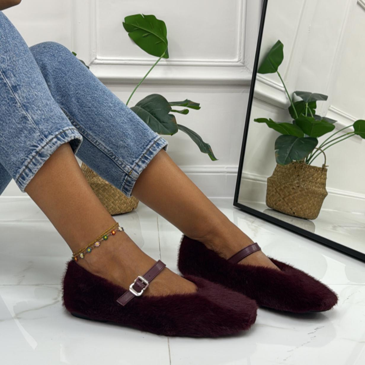 Isabella - Scarpa Donna Ballerina Punta Traforata Bordeaux