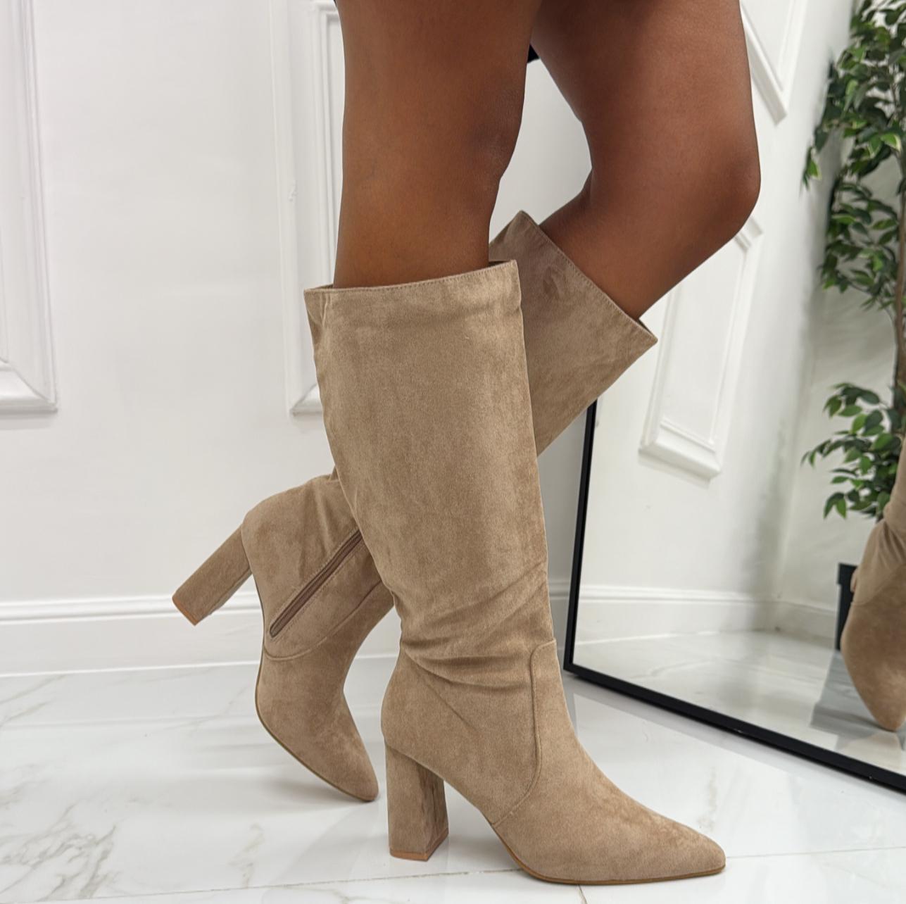 Maika - Stivali Donna Tacco Quadrato Alto Punta Beige