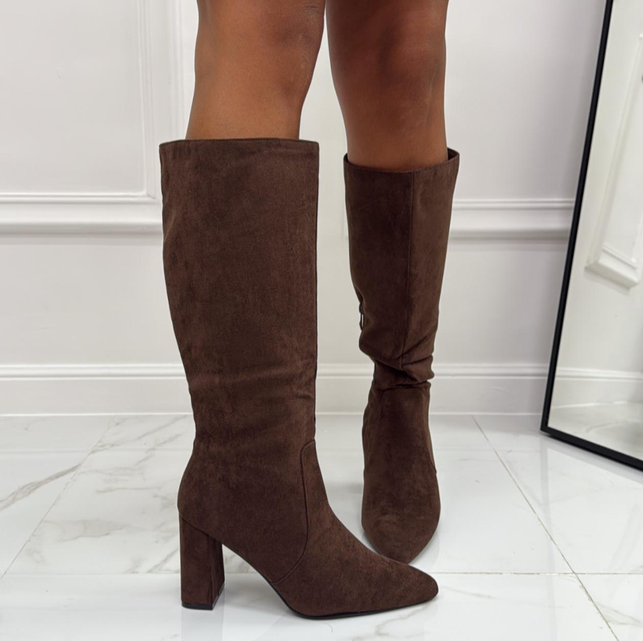 Maika - Stivali Donna Tacco Quadrato Alto Punta Marrone