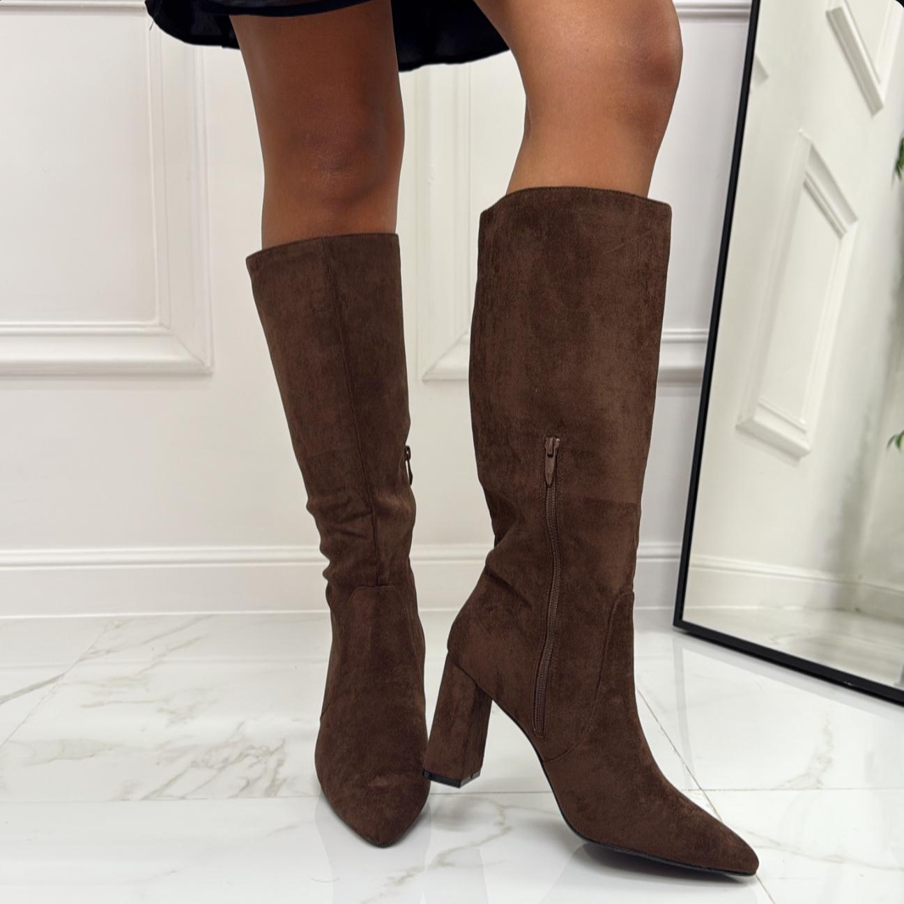 Maika - Stivali Donna Tacco Quadrato Alto Punta Marrone