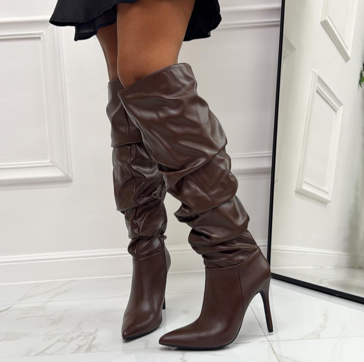 Nora - Stivale Donna Alto Punta Cerniera Tacco Spillo Elegante Marrone