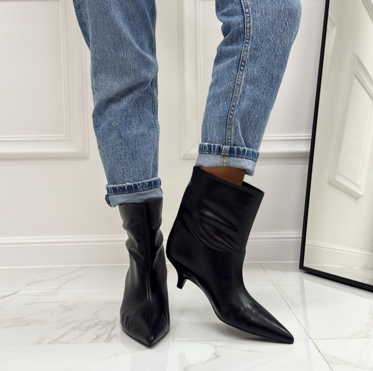 Joia - Stivale Donna Basso Tacco Punta Casual Elegante Nero