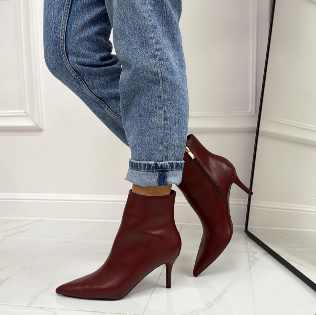 Clare - Stivaletti Donna Tacco Basso Punta Bordeaux