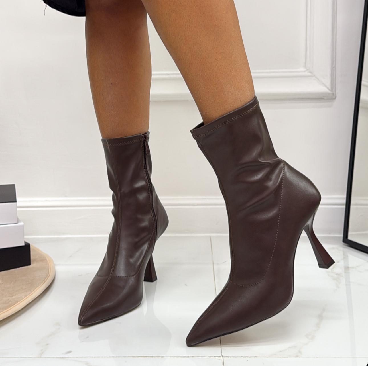Sophie - Stivaletto Donna Calzino Tacco A Clessidra Punta Comodo Marrone