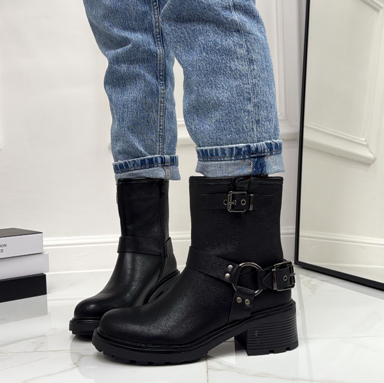 Ally - Stivaletti Bassi Anfibi Fibbie Punta Comodo Casual Nero