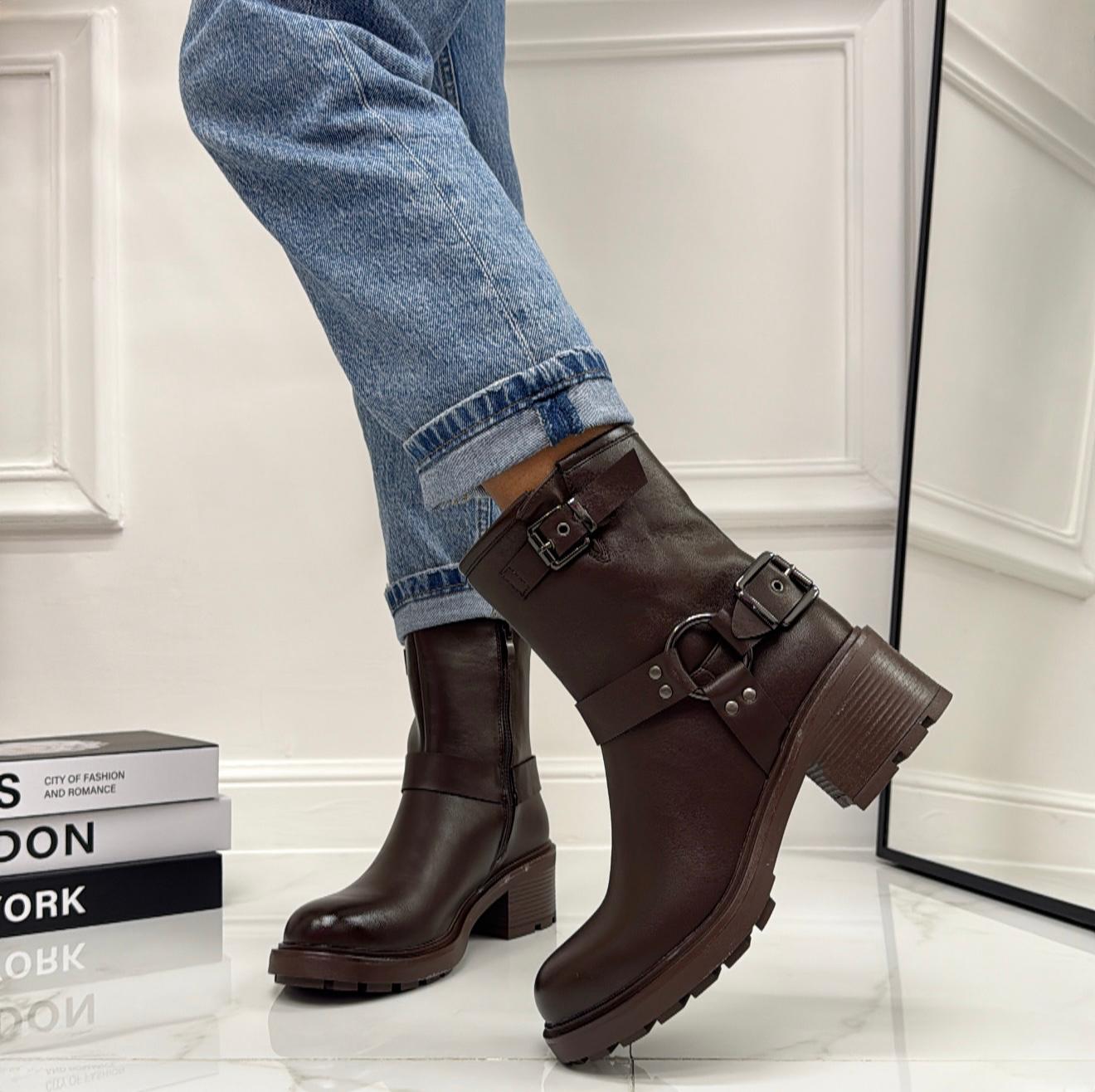 Ally - Stivaletti Bassi Anfibi Fibbie Punta Comodo Casual Marrone