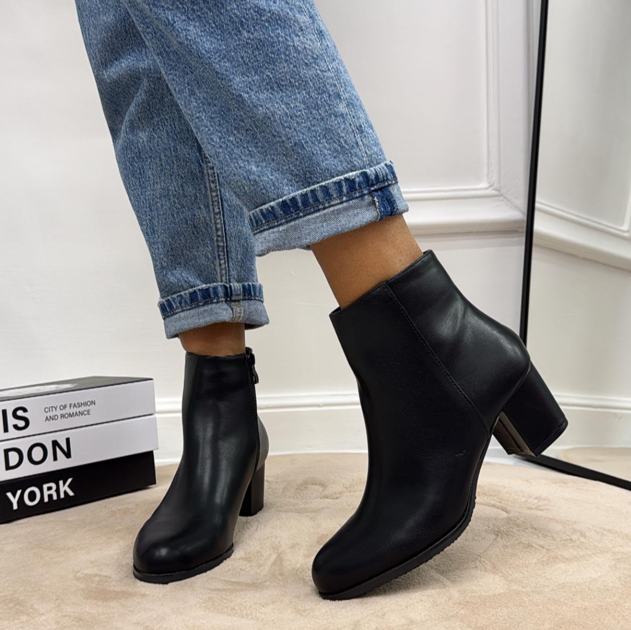 Faye - Stivaletto Donna Scarpa Punta Tonda Casual Comodo Nero