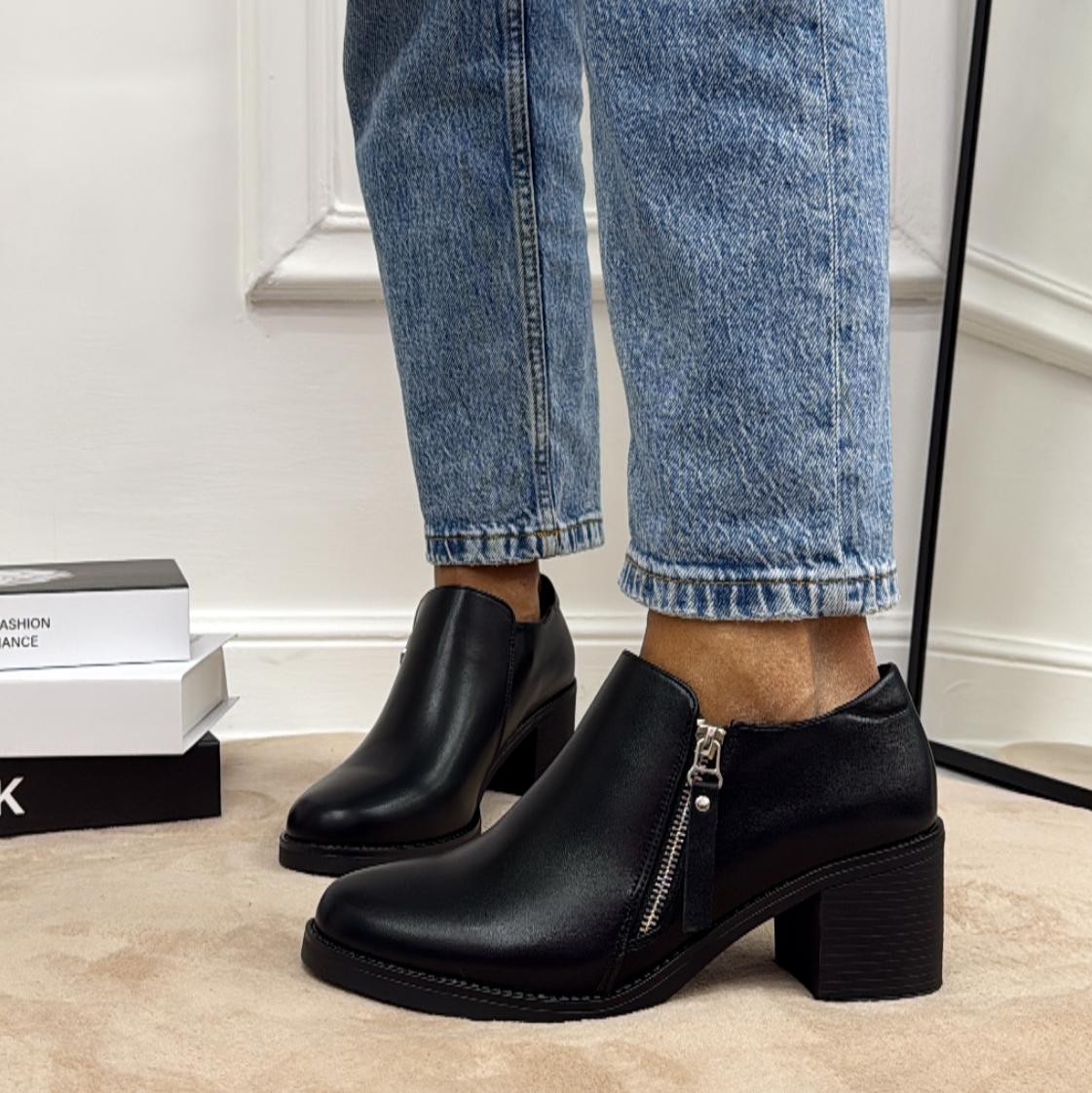 Natasha - Stivaletto Donna Scarpa Punta Casual Comodo Nero