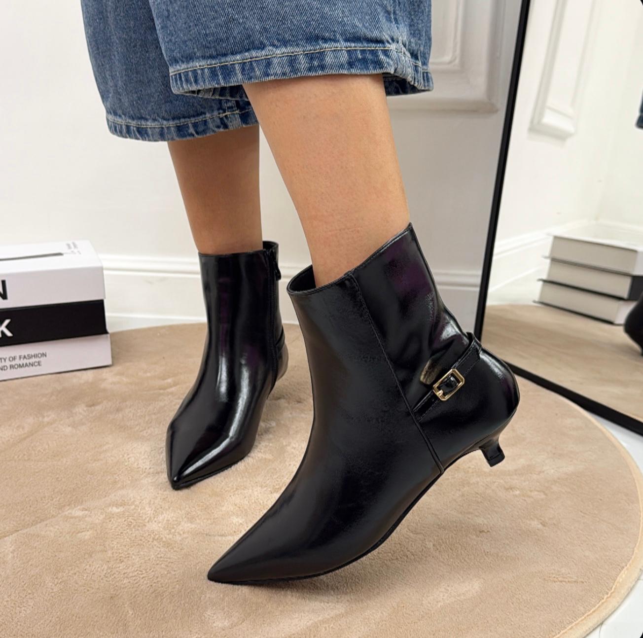 Raya - Stivaletto Donna Lucido Alto Punta Elegante Nero