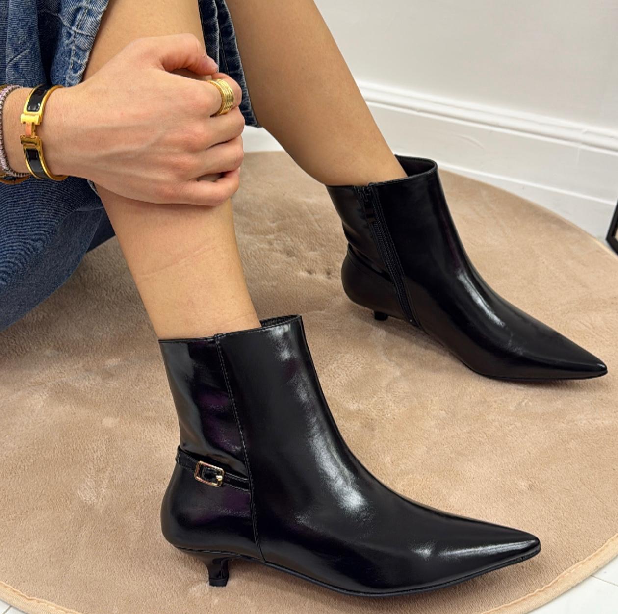 Raya - Stivaletto Donna Lucido Alto Punta Elegante Nero