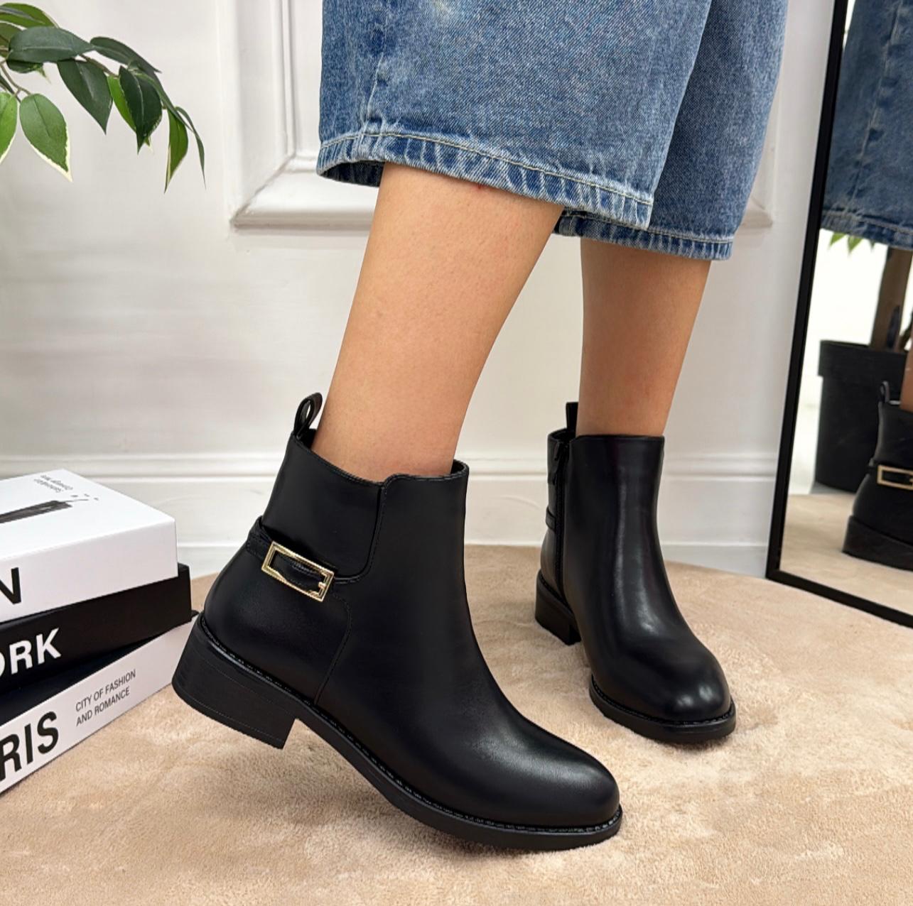 Moesha - Stivaletto Anfibio Donna Scarpa Basso Casual Fibbia Nero