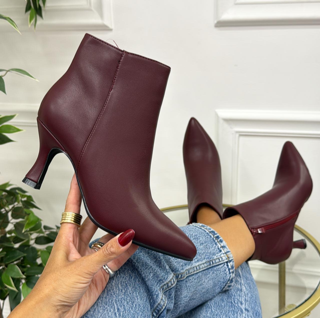 Amelie - Stivaletti Donna Tacco Basso Punta Bordeaux