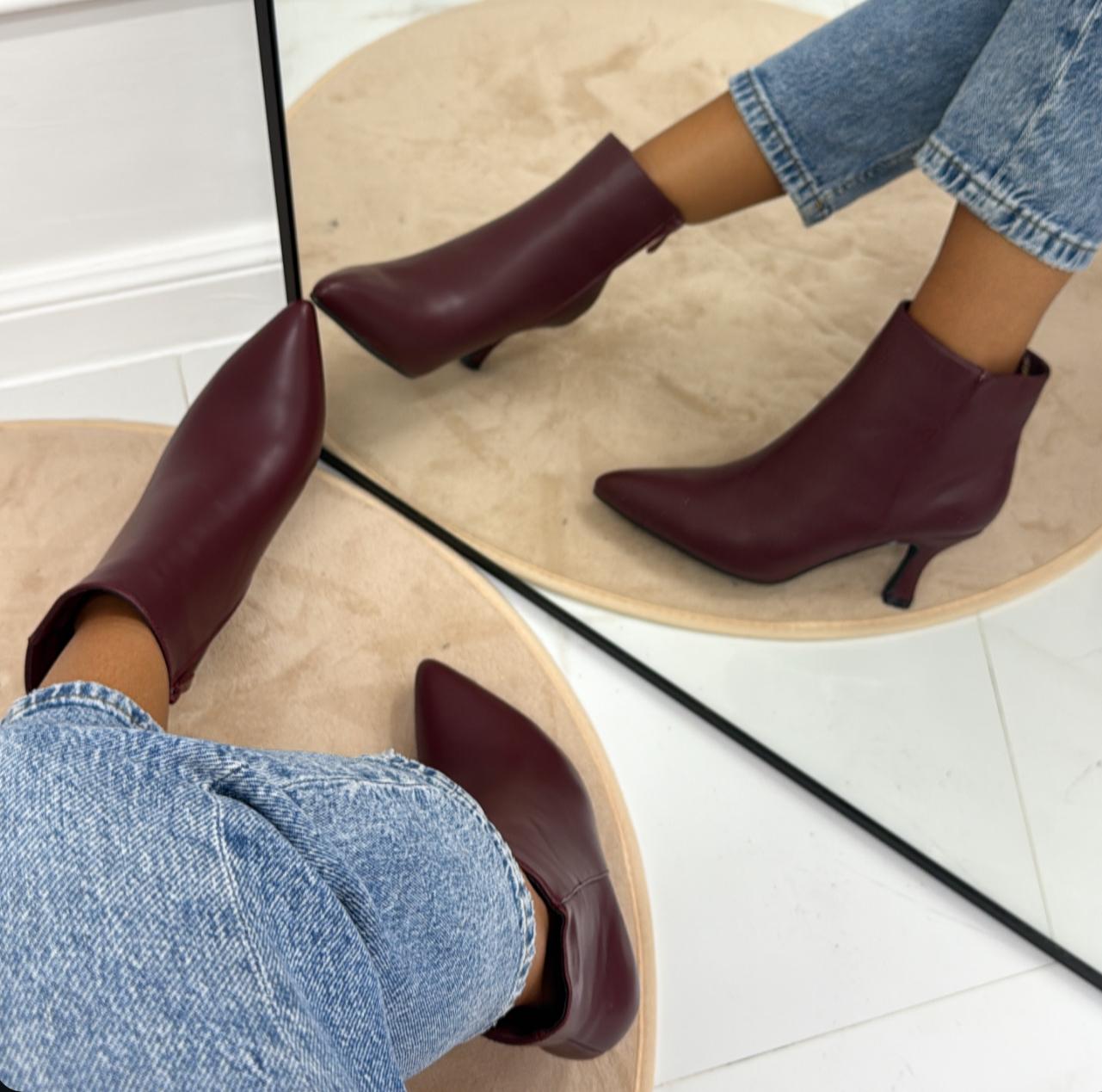 Amelie - Stivaletti Donna Tacco Basso Punta Bordeaux