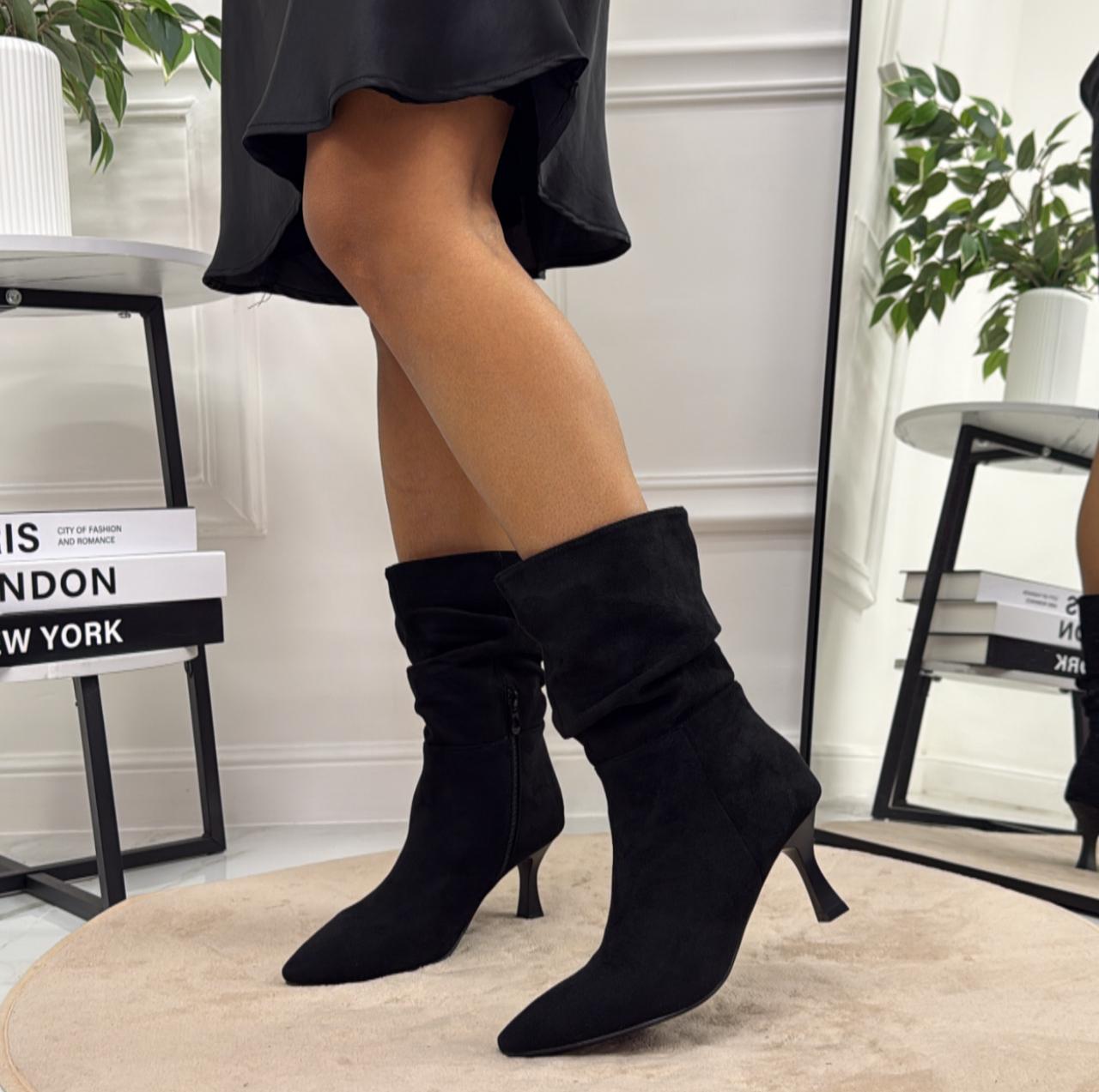Caroline - Stivale Donna Alto Tacco Punta Casual Elegante Nero