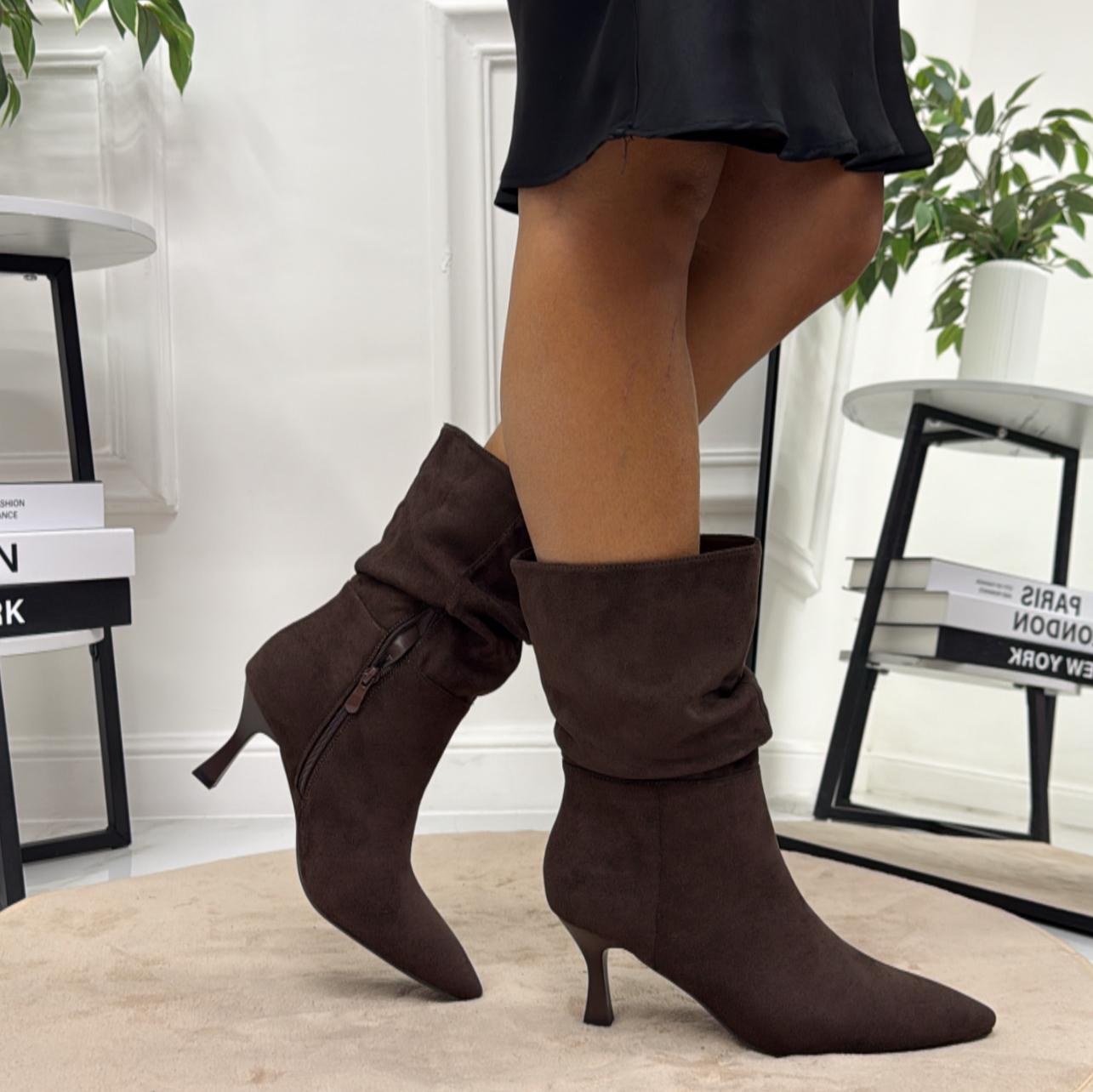Caroline - Stivale Donna Alto Tacco Punta Casual Elegante Marrone