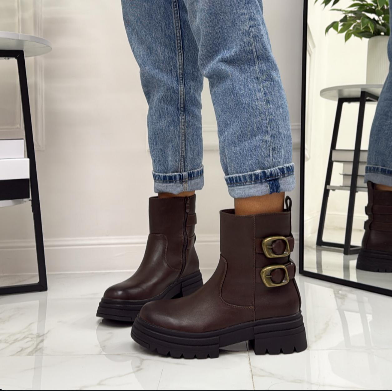 Priscilla - Stivaletto Anfibio Donna Scarpa Basso Casual Fibbia Marrone