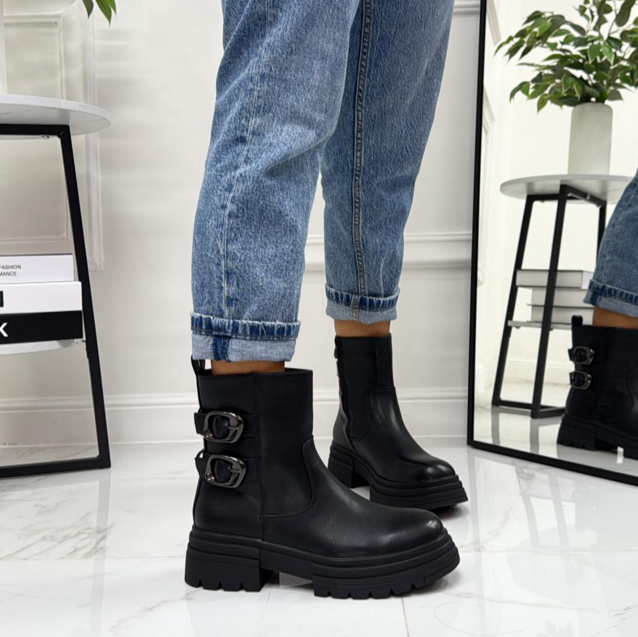 Priscilla - Stivaletto Anfibio Donna Scarpa Basso Casual Fibbia Nero