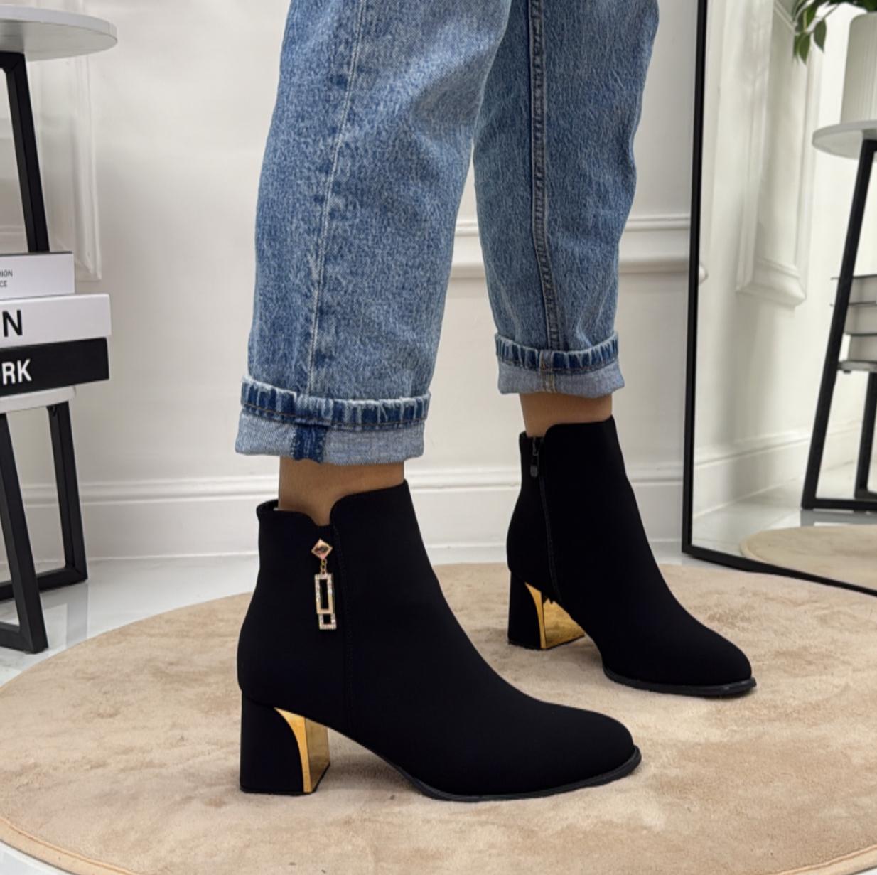 Taisia - Stivaletto Donna Scarpa Punta Casual Comodo Nero