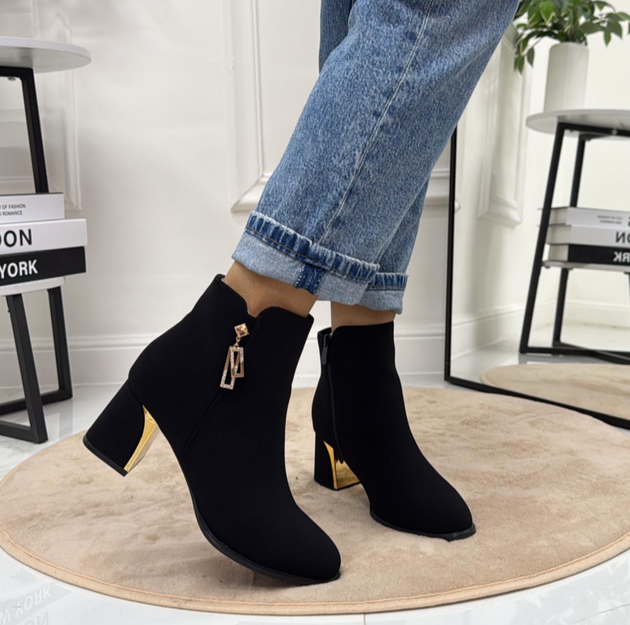 Taisia - Stivaletto Donna Scarpa Punta Casual Comodo Nero
