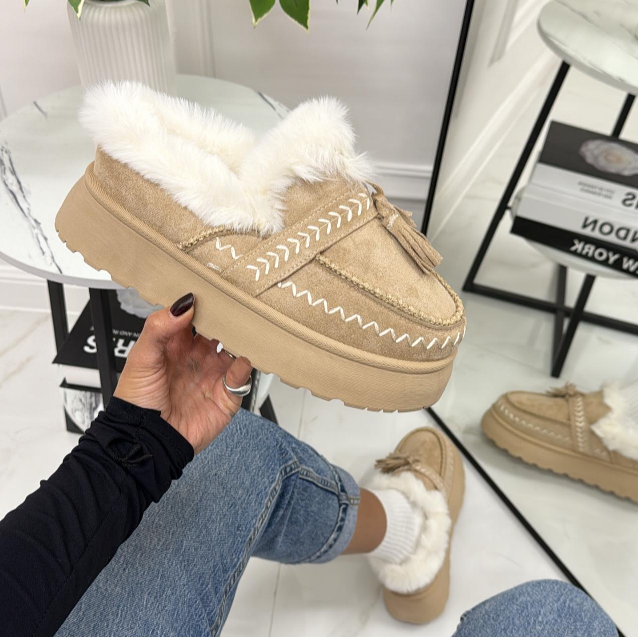 Monique - Stivaletto Eskimo Boots Gomma Alta Beige
