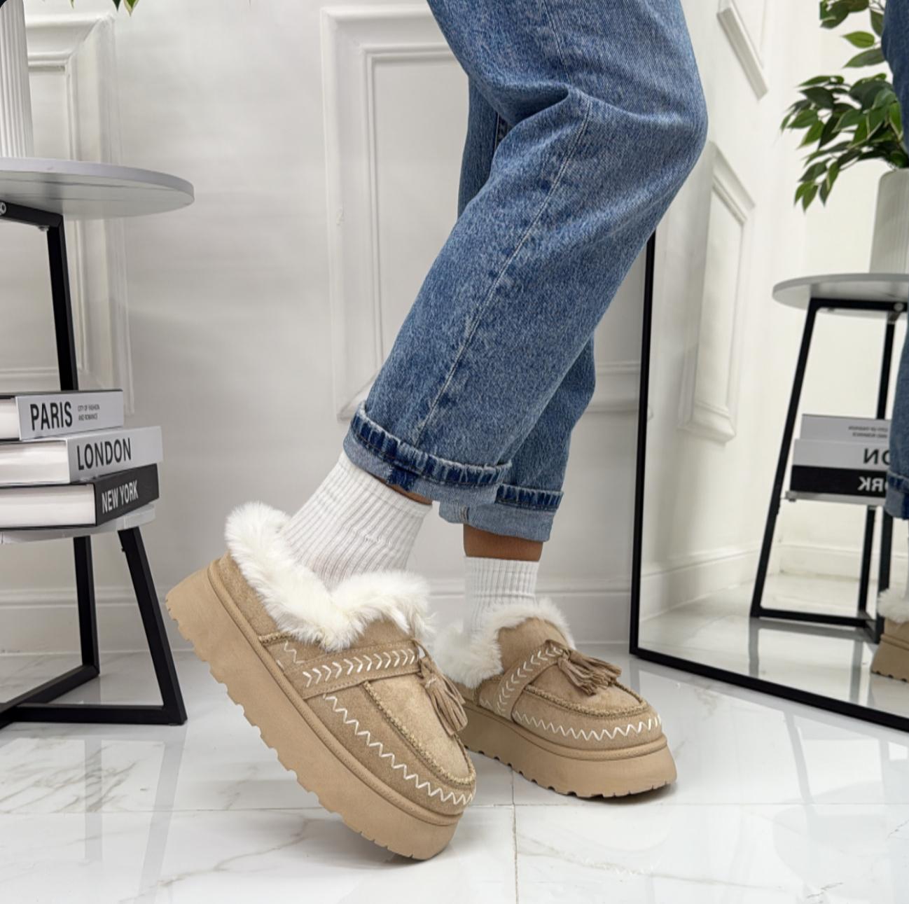 Monique - Stivaletto Eskimo Boots Gomma Alta Beige
