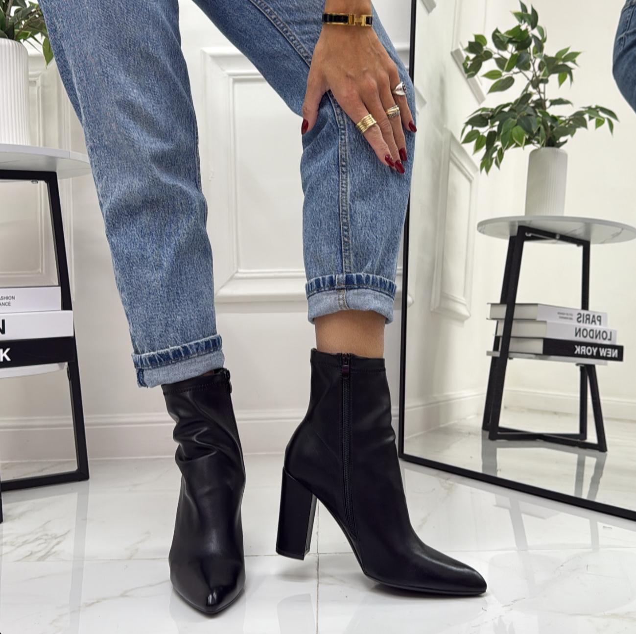 Rielle - Stivaletto Donna Tacco Quadrato Punta Comodo Nero