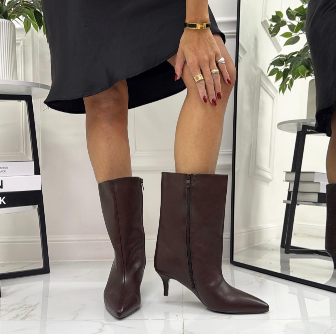 Diana - Stivaletto Donna Basso Tacco Punta Casual Elegante Marrone