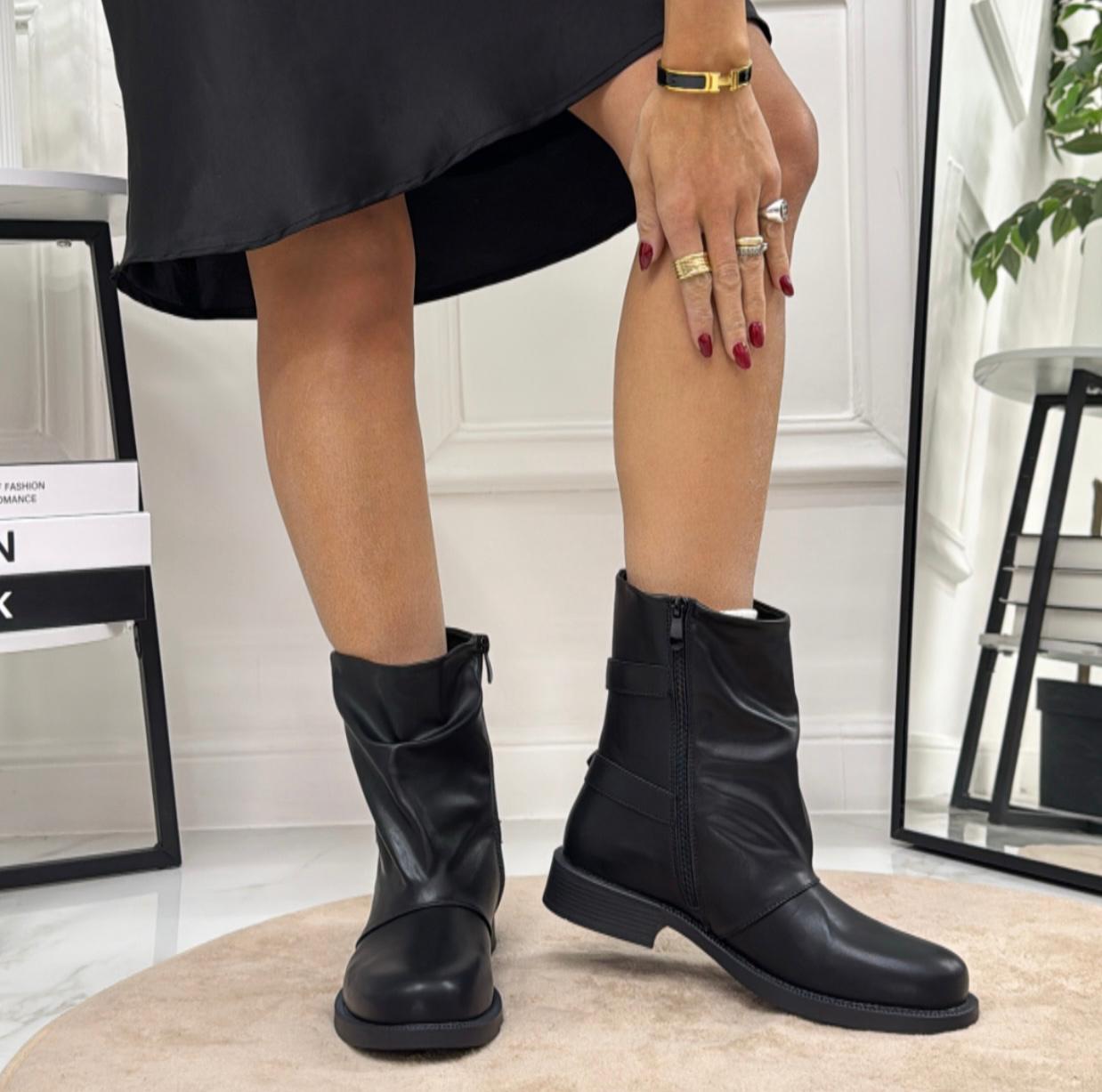 Beyoncè - Stivaletti Donna Anfibio Basso Fibbie Nero