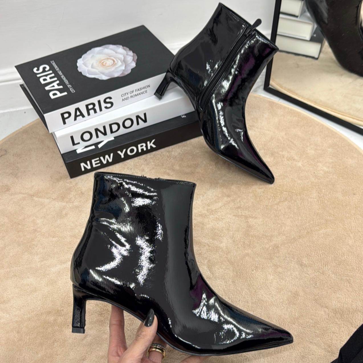 Alex - Stivaletti Donna Tacco Basso Punta Nero