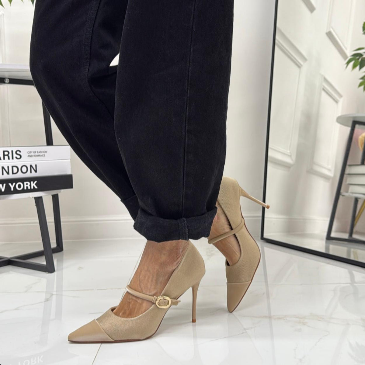 Raya - Décolleté Donna Cinturino Tacco Spillo Elegante Beige – Primi Tacchi