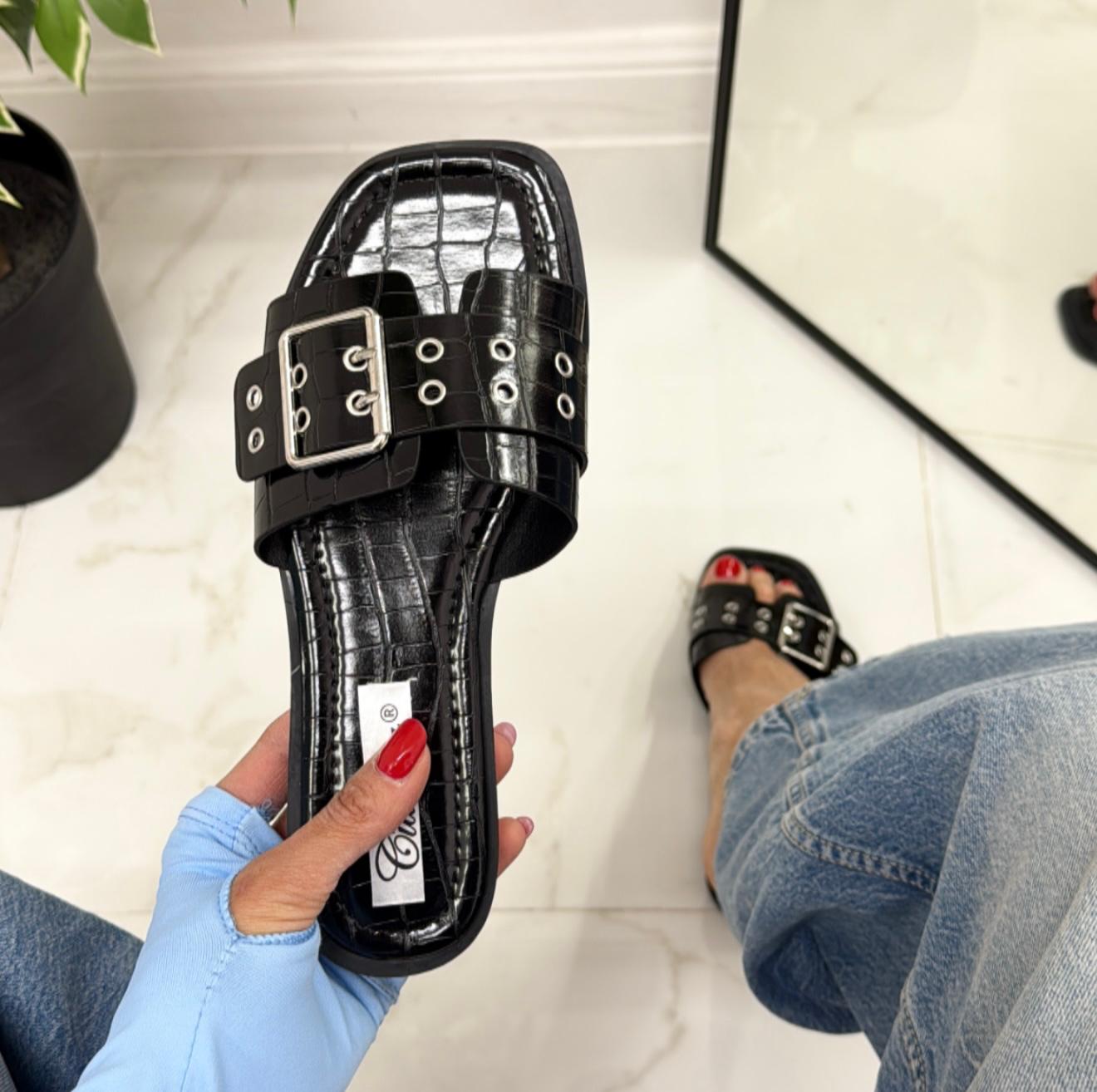 Arisa - Sandalo Ciabatte Donna Casual Comode Nero