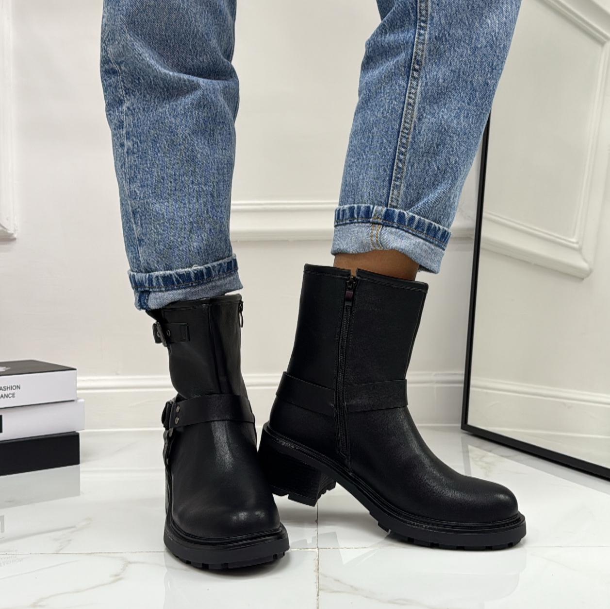 Ally - Stivaletti Bassi Anfibi Fibbie Punta Comodo Casual Nero