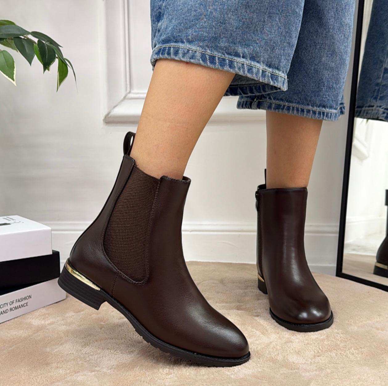Elide - Stivaletti Bassi Punta Casual Comodo Dettaglio Marrone