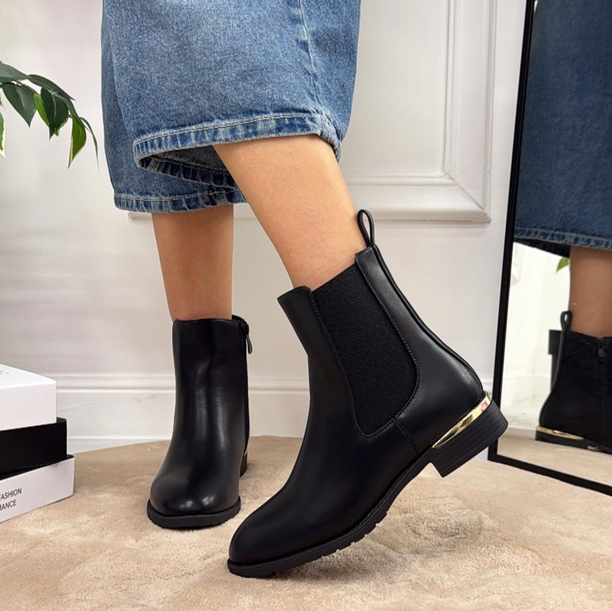 Elide - Stivaletti Bassi Punta Casual Comodo Dettaglio Nero
