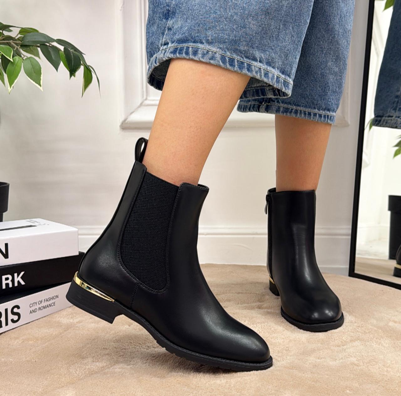 Elide - Stivaletti Bassi Punta Casual Comodo Dettaglio Nero